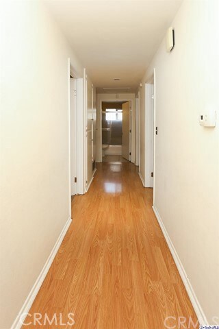 12969 Chippewa St, Sylmar, CA 91342 - photo 6