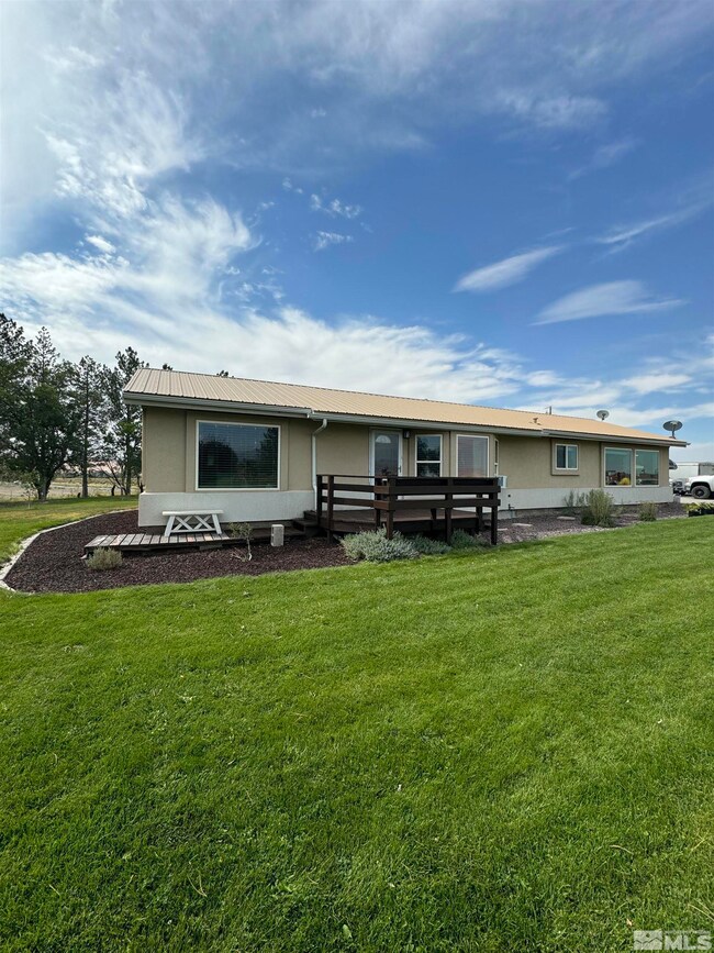 7015 McNinch Rd, Winnemucca, NV 89445 - photo 4