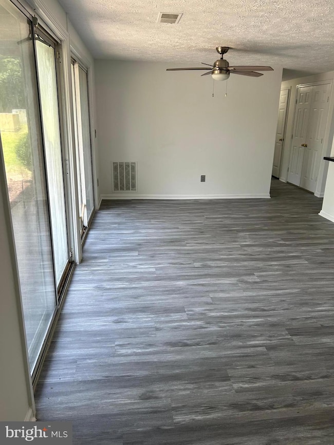 17060 Capri Ln unit 103 D, Dumfries, VA 22026 - photo 4