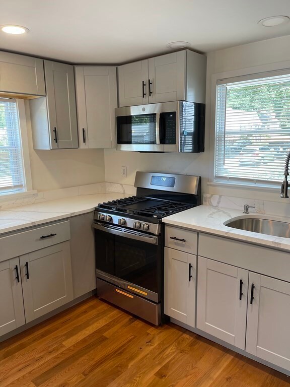 81 Menlo Ave, Lynn, MA 01905 - photo 7