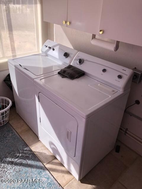 17137 Roadrunner Laundry Rm