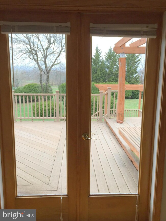 5652 Jefferson Pike, Frederick, MD 21703 - photo 7