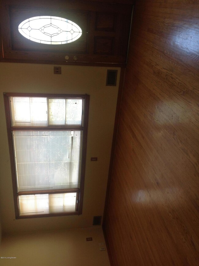 Terry living rm entry