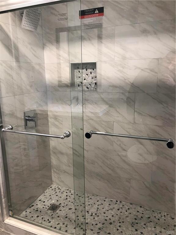 2229 E Columbia St, Allentown, PA 18109 - photo 7