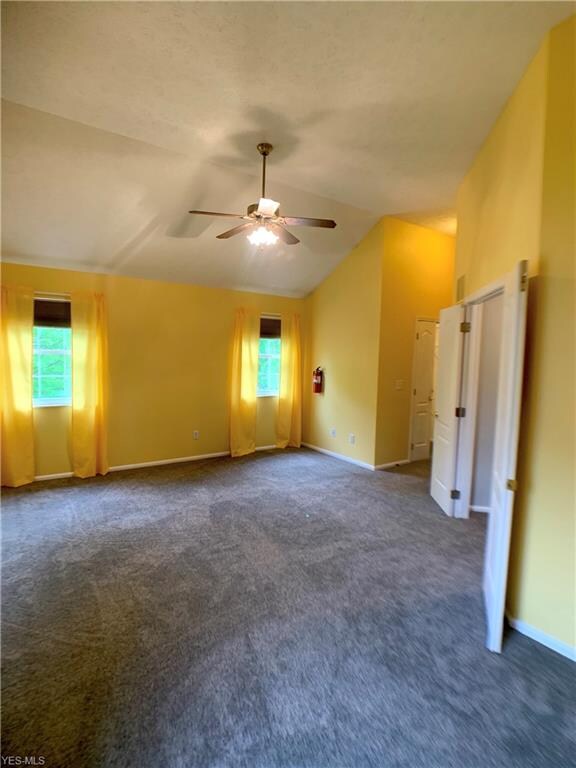 7302 Valeside Ln, Olmsted Falls, OH 44138 - photo 7