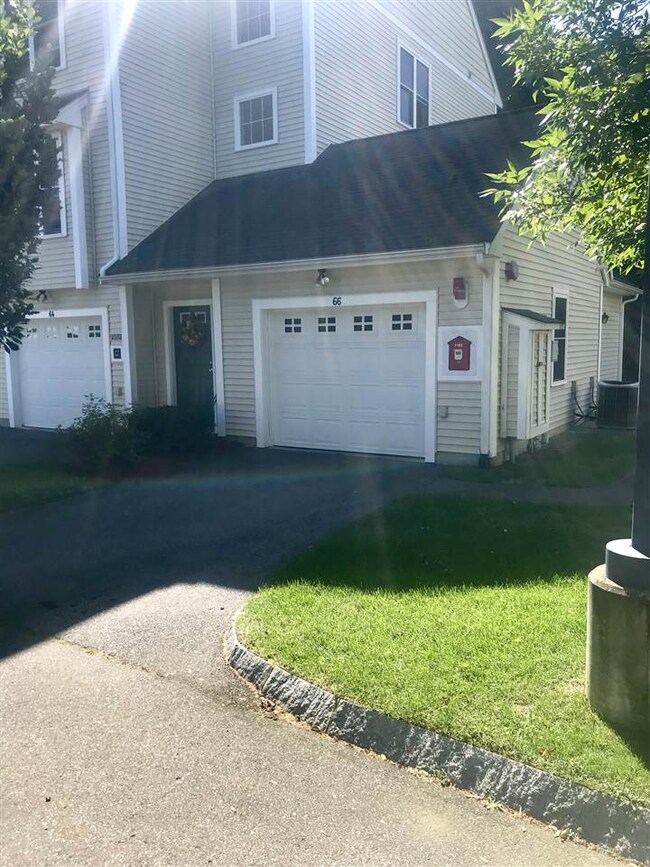 66 Prescott St unit 66, Nashua, NH 03064 - photo 2