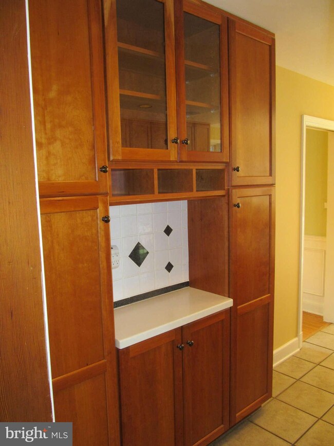 1919 Thomas Dr, Annapolis, MD 21409 - photo 7