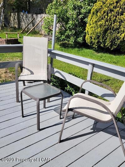 14 Lake Ave, Hunlock Creek, PA 18621 - photo 3