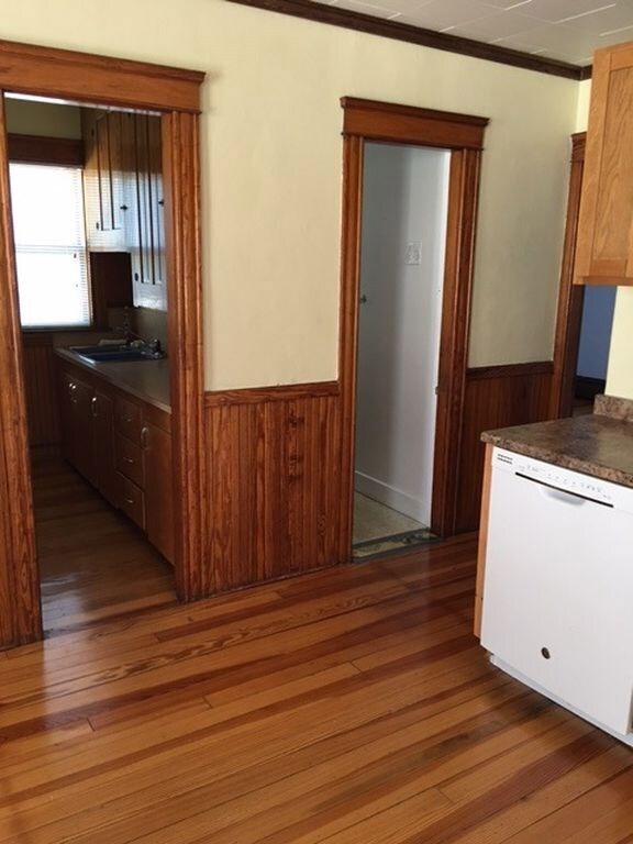 184 Coyle Ave, Pawtucket, RI 02861 - photo 4