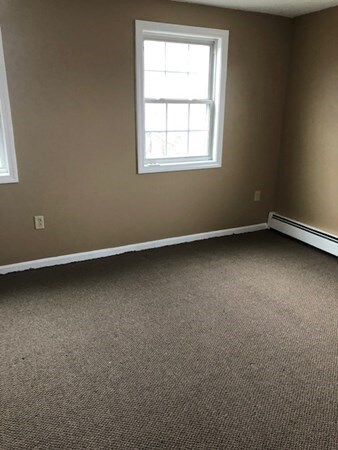 9 Packard St, Lawrence, MA 01843 - photo 6