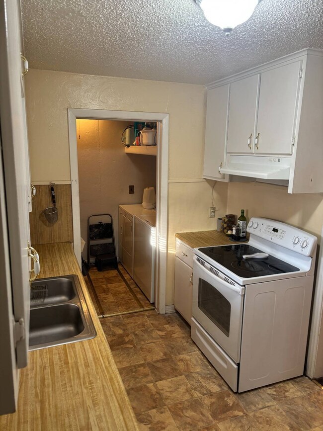 1308 N James St, Guymon, OK 73942 - photo 6