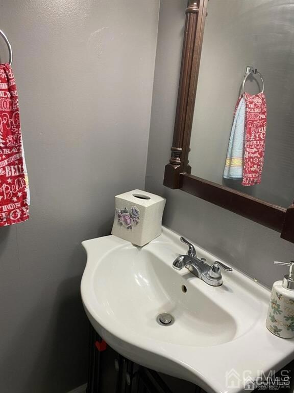 148 Lowell St unit 150, Carteret, NJ 07008 - photo 6