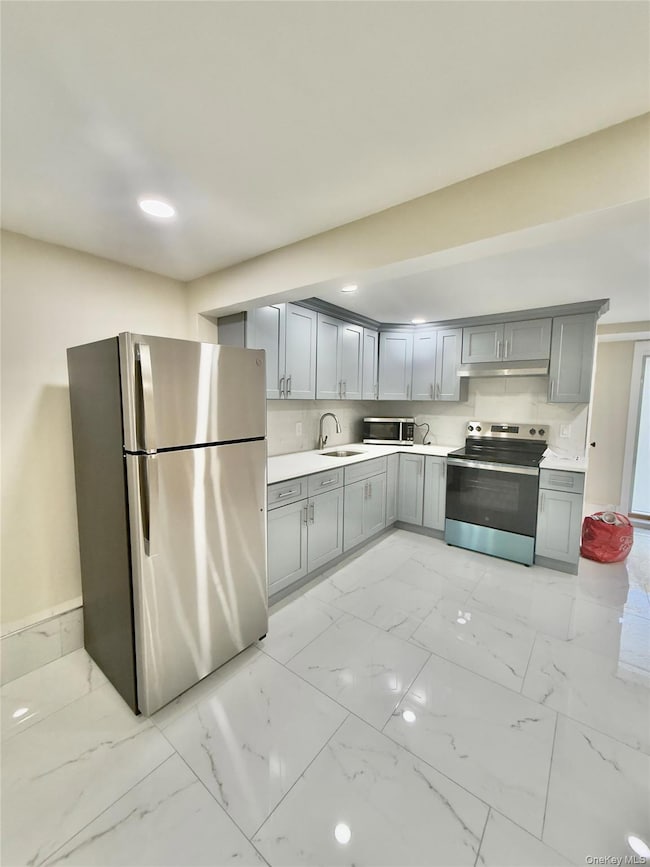 - Paula St unit First Floor, Hicksville, NY 11801 - photo 2