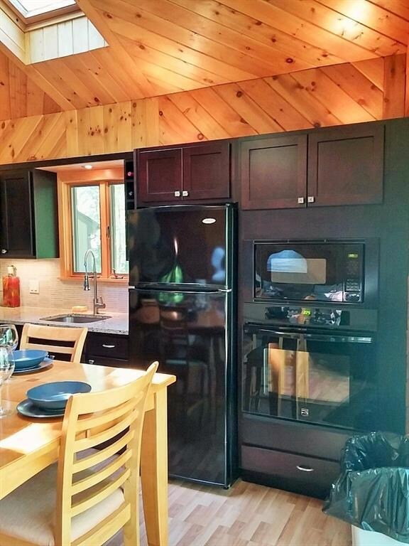 Space saving built in oven and microwave