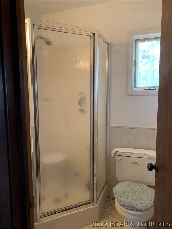 1252 Robin Hood Ln, Roach, MO 65787 - photo 5