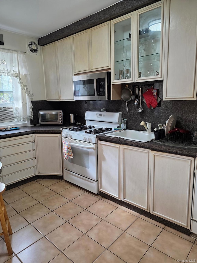 142-26 61st Rd, Flushing, NY 11367 - photo 6