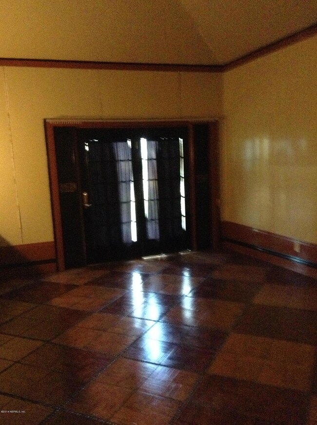 903 Garth Ave, Jacksonville, FL 32205 - photo 4