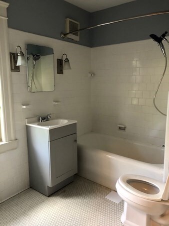 118 Forest St, Worcester, MA 01609 - photo 6