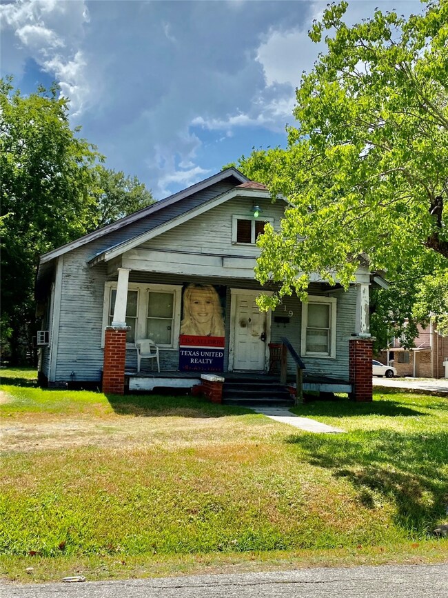 4319 Beggs St, Houston, TX 77009 - photo 6