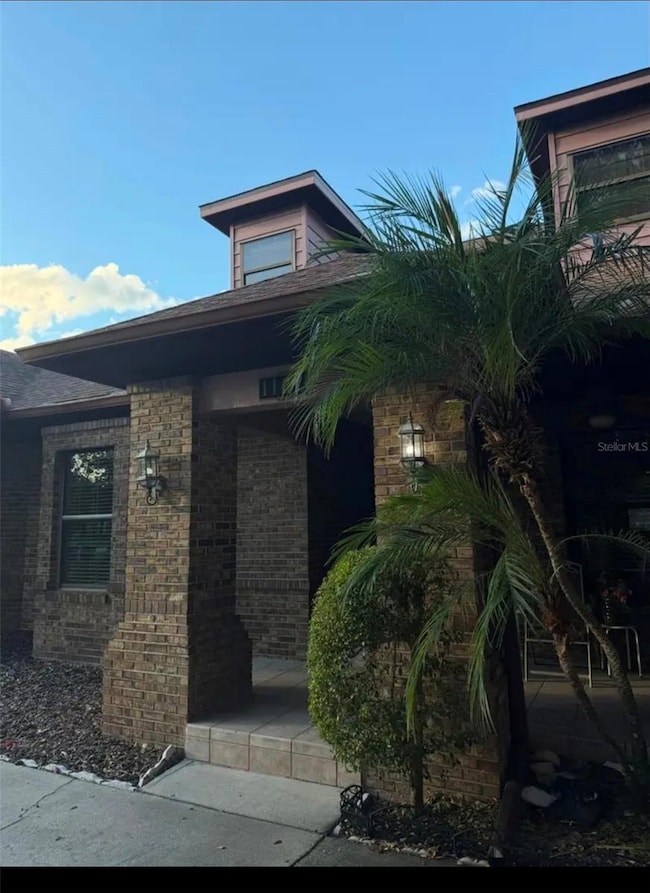 1102 Sugartree Dr S, Lakeland, FL 33813 - photo 3