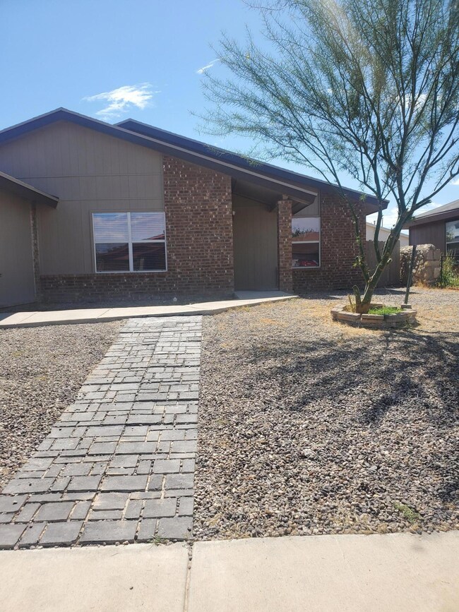 14356 Cocotitlan, El Paso, TX 79928 - photo 4