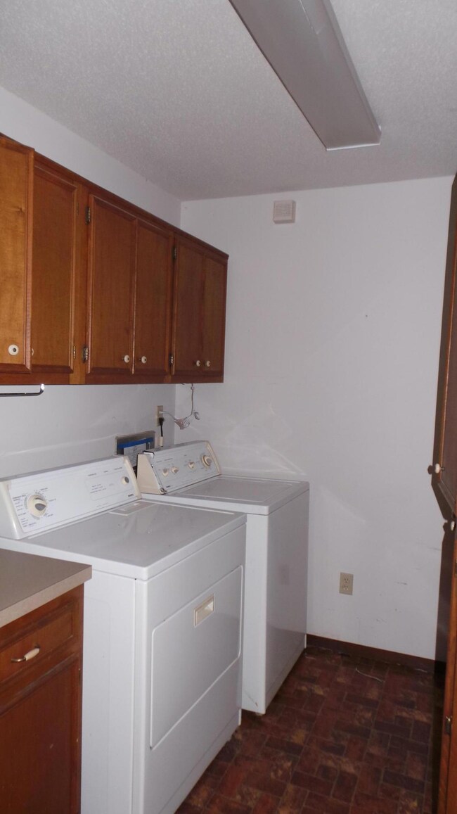 3 Village Park Dr, Laurel, MS 39443 - photo 7