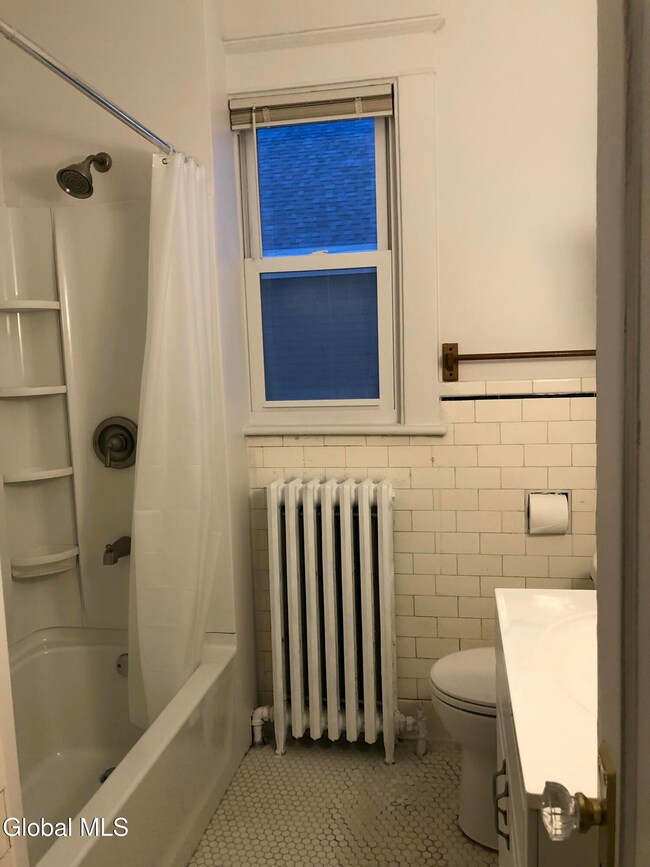 38 Harris Ave, Albany, NY 12208 - photo 5