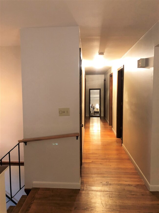 18 Deerhaven Dr, Nashua, NH 03064 - photo 7