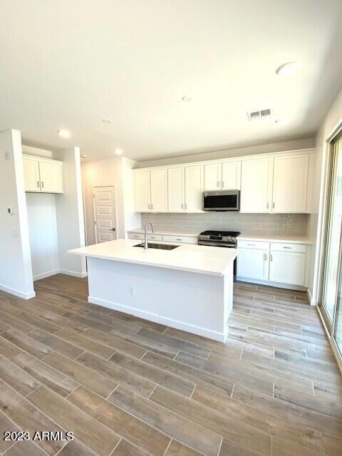 GP Lot 181 Kitchen