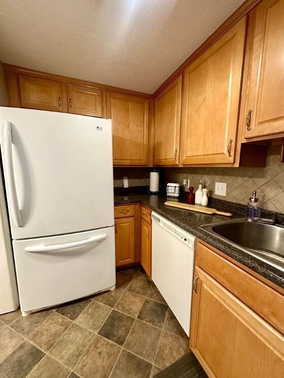 20 Erick Rd unit 18, Mansfield, MA 02048 - photo 6