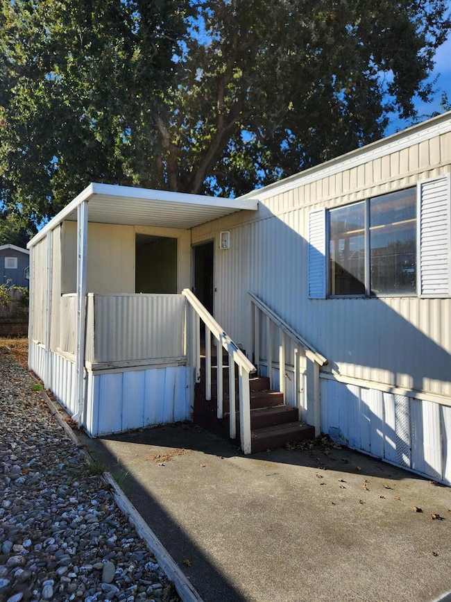 23 Casa Grande Dr, Red Bluff, CA 96080 - photo 2