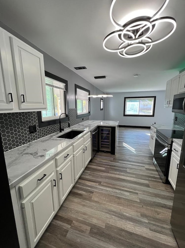 1602 Jay St, Midland, MI 48642 - photo 3