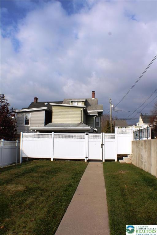 38 E Susquehanna St, Allentown, PA 18103 - photo 7