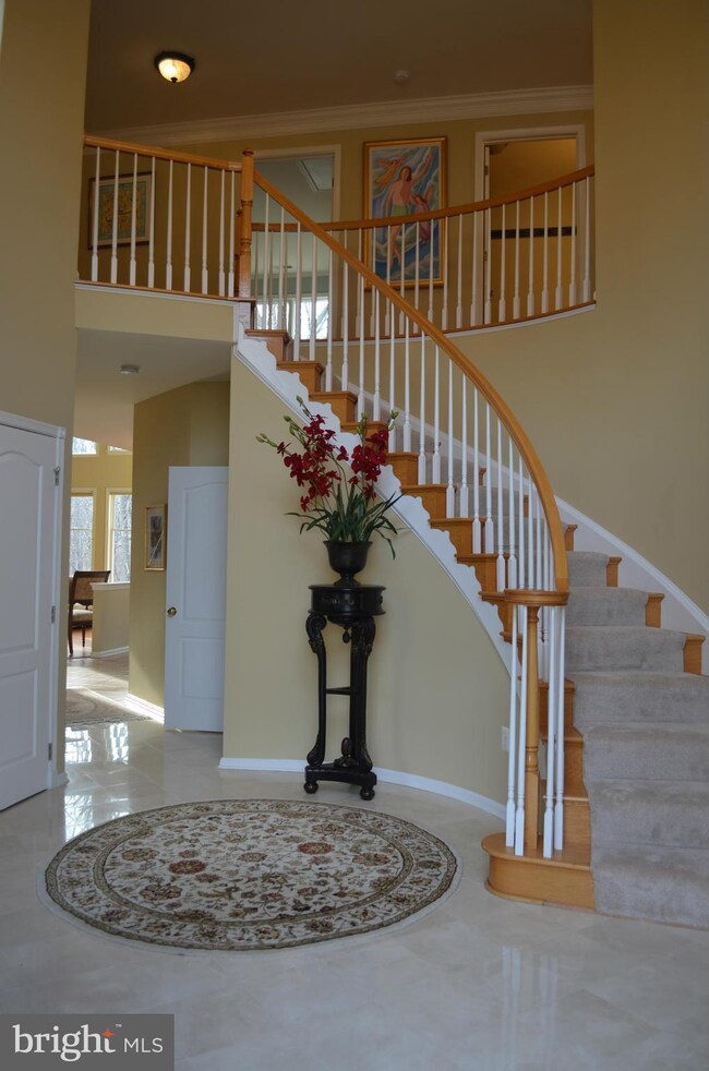 7041 River Oak Ct, Clarksville, MD 21029 - photo 2