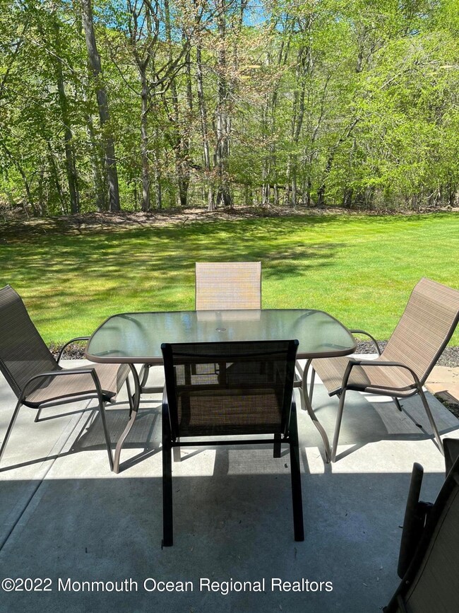 20 Hanover Ct, Red Bank, NJ 07701 - photo 6