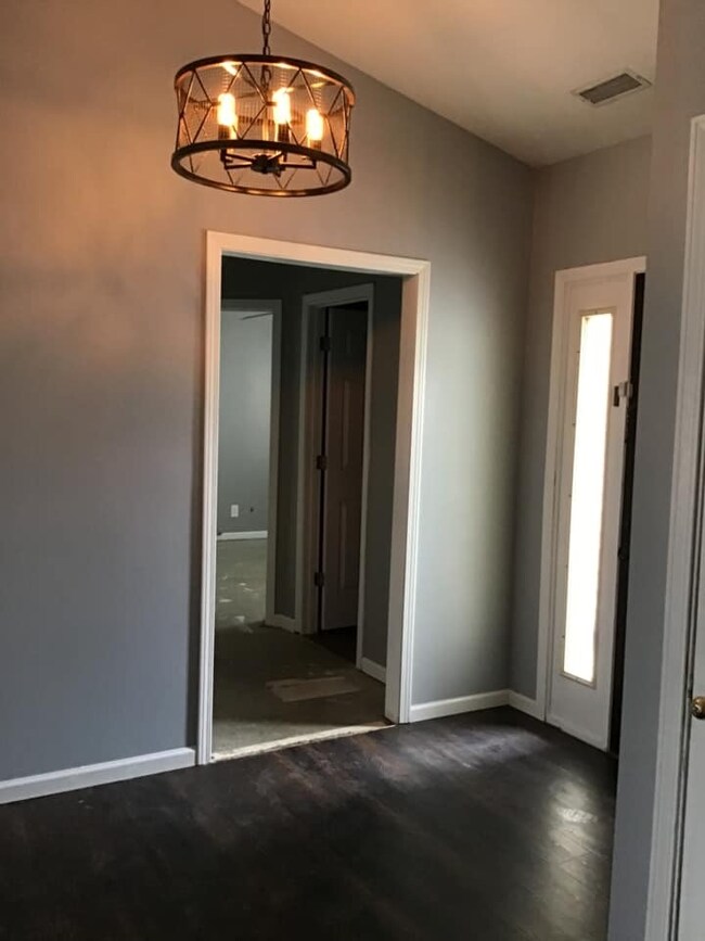 608 Stockbridge Ln, Lafayette, IN 47909 - photo 2