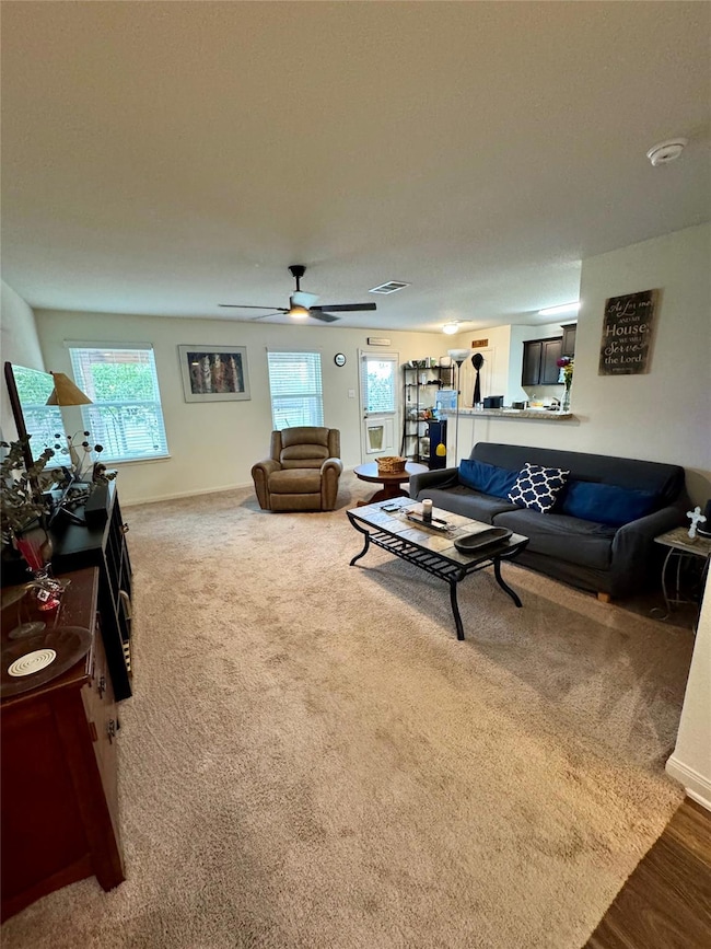 205 Denson Ln unit 8D, Jarrell, TX 76537 - photo 4