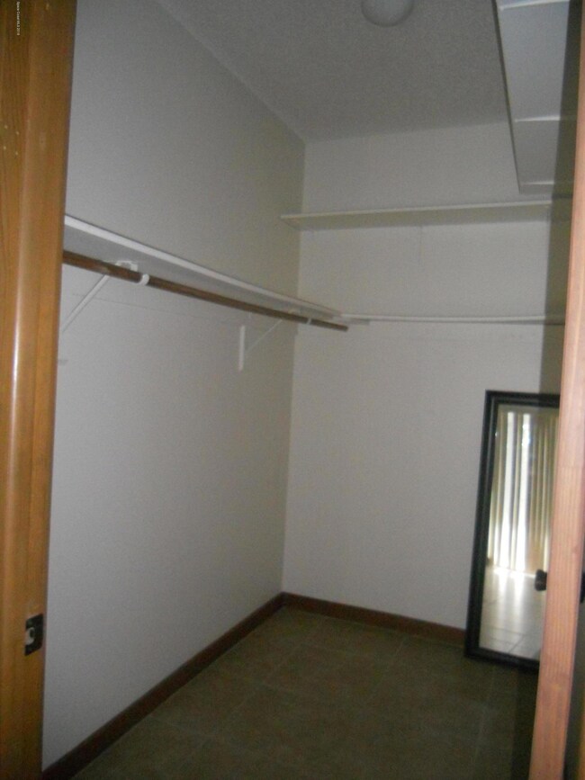 870 N Cocoa Blvd unit 6, Cocoa, FL 32922 - photo 5