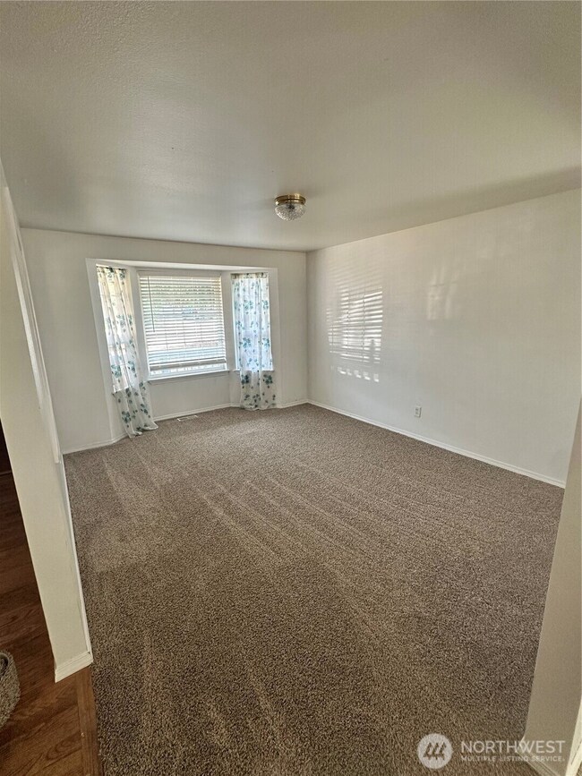 8609 146th Street Ct E, Puyallup, WA 98375 - photo 6