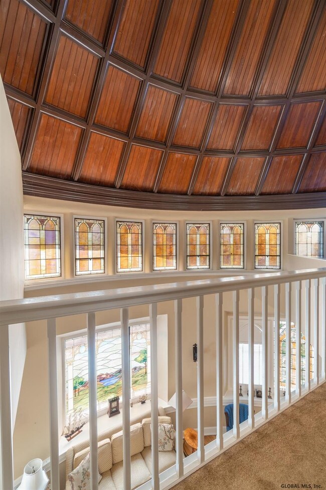 125 Circular St unit 6, Saratoga Springs, NY 12866 - photo 3