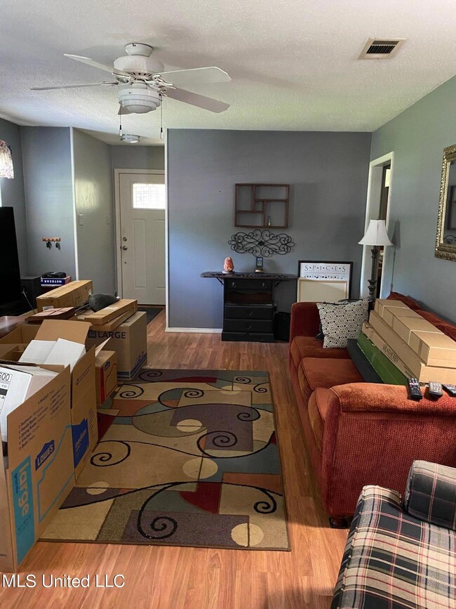 10016 Highway 613, Moss Point, MS 39562 - photo 3