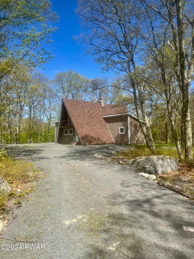 102 Ridge Rd, Hawley, PA 18428 - photo 3