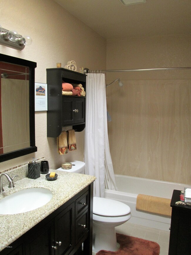 Remodelled full hall bath