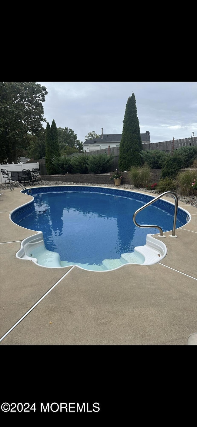 3 Bunker Hill Dr, Howell, NJ 07731 - photo 3