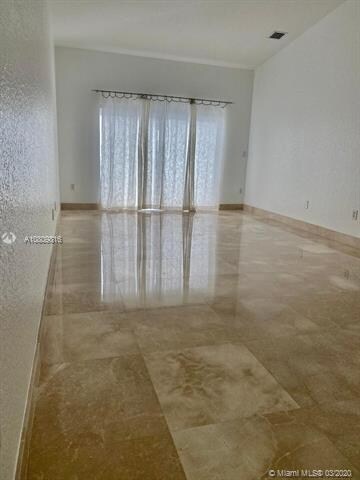 10918 NW 69th Terrace, Doral, FL 33178 - photo 4