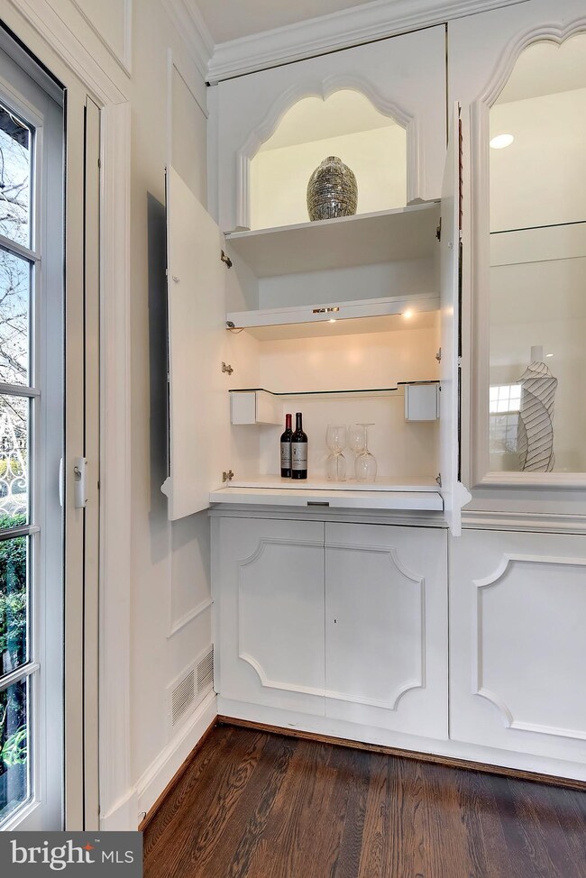 2950 Garfield Terrace NW, Washington, DC 20008 - photo 5