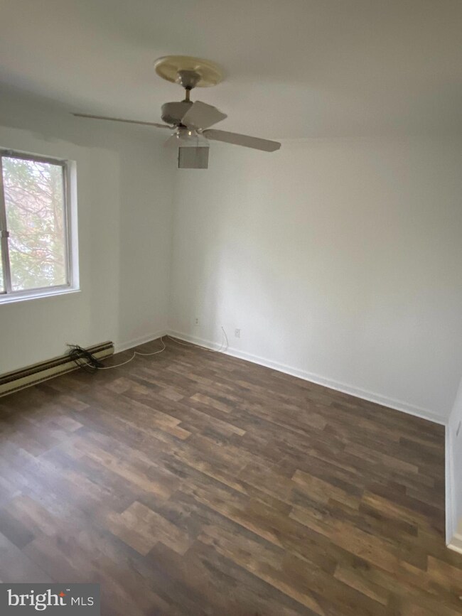 420 E Cornell Dr unit 6, Sterling, VA 20164 - photo 7