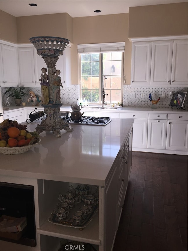 10715 Plumas Way, Tustin, CA 92782 - photo 4