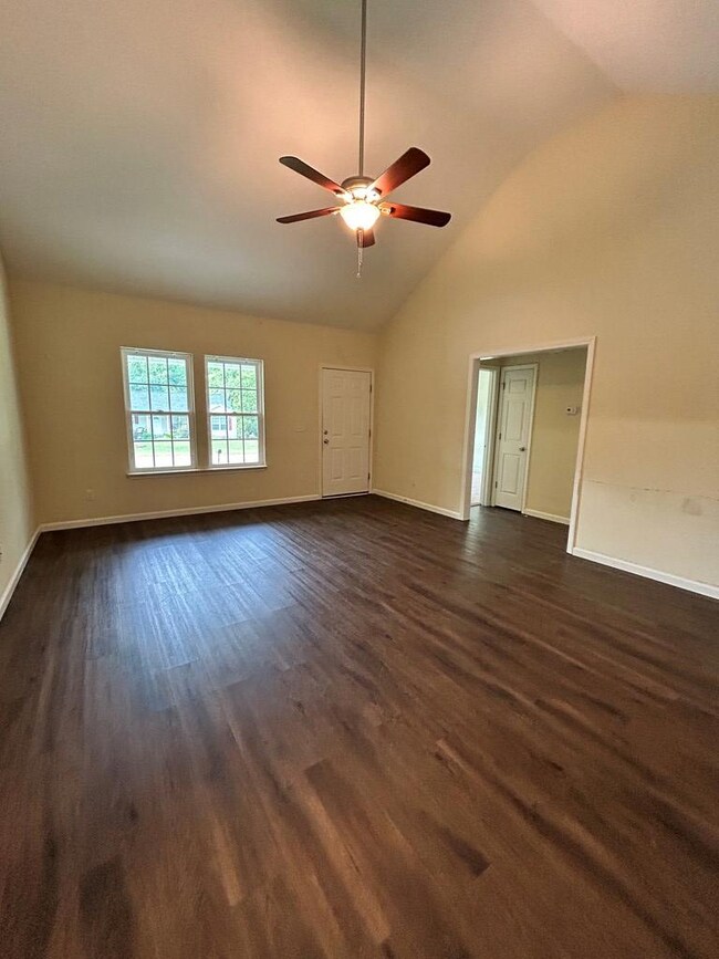 918 42nd St E, Tifton, GA 31794 - photo 2