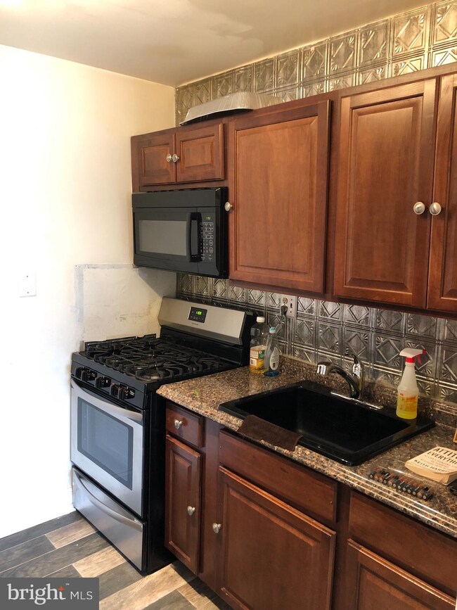 3803 Saint Barnabas Rd unit T3, Suitland, MD 20746 - photo 7